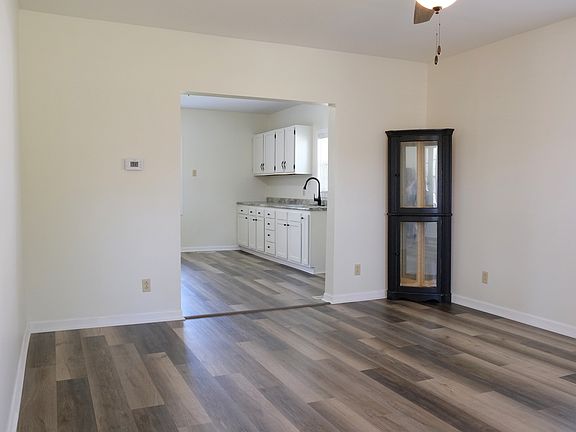 4th image of 313 S Park Ave