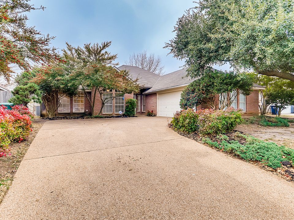 1st image of 4061 Brookway Dr