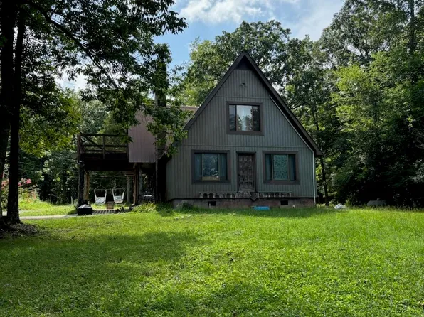 114 Hughes Cir, Laceys Spring, AL 35754