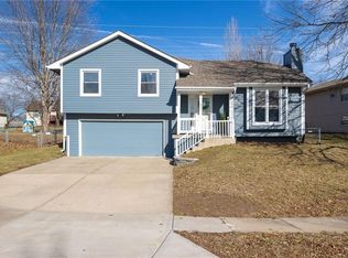 1012 NE 103rd Ter, Kansas City, MO 64155