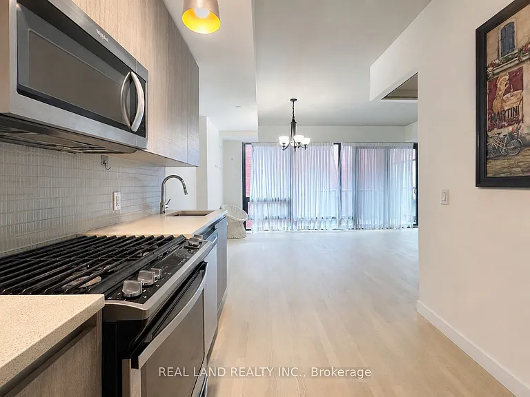 246 Logan Ave #303 — Photo 12