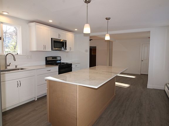 3rd image of 1459 Grafton Rd