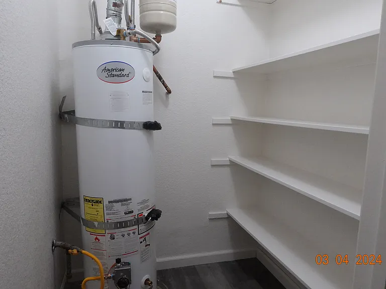 113 Cedar St #2 — Photo 14