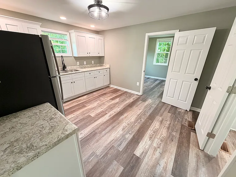 212 Murphy Ln — Photo 14