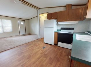 155 Ridgefield Dr, Lumberton, NC 28358