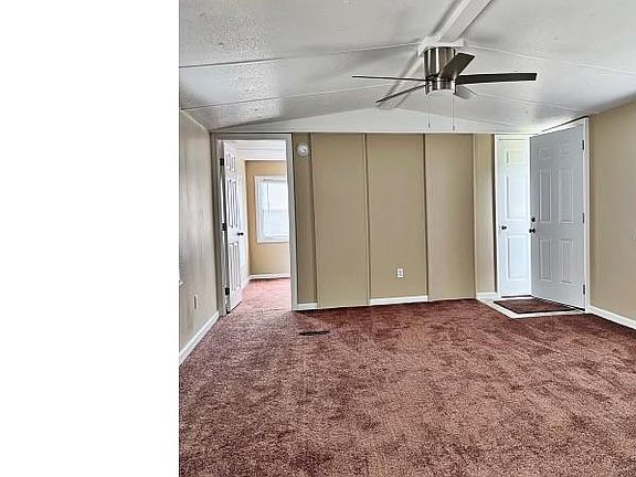3rd image of 16136 Peaceful Acres Ln