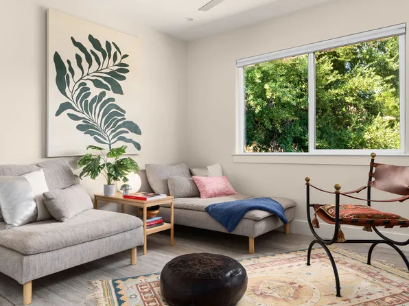 1208 Enfield Rd #204A, Austin, TX 78703