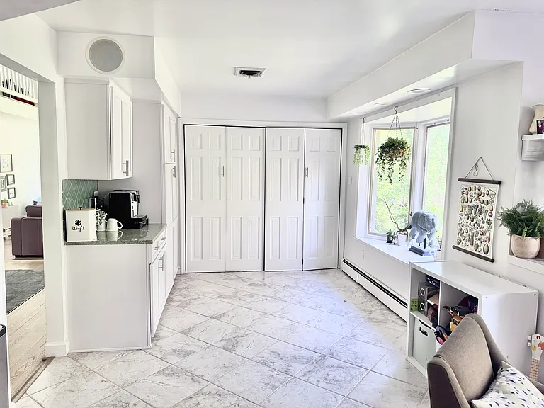 1430 Carrington Ln — Photo 38