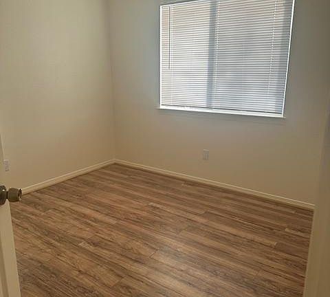 4th image of 8124 Oakdale Pl NW