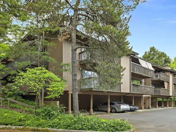 7526 SW Barnes Rd Unit F, Portland, OR 97225