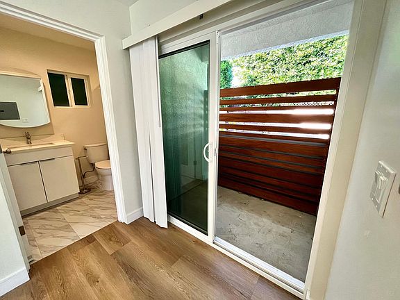 4th image of 4069A Sawtelle Blvd