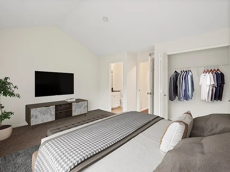 Central Park Estates — Photo 11