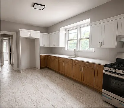196 Isabella Ave #1 — Photo 5
