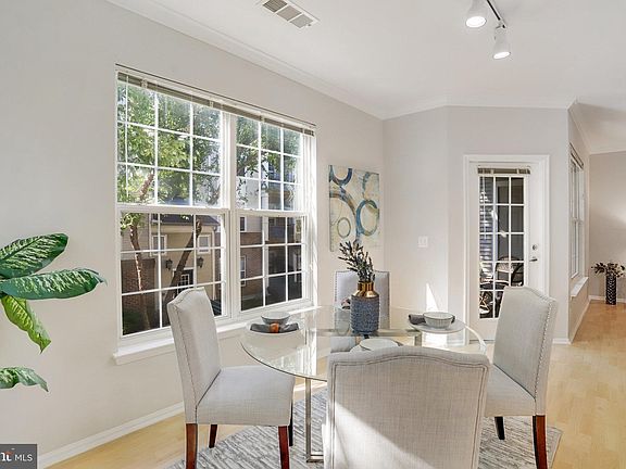 5th image of 3021 Nicosh Cir Unit 1201