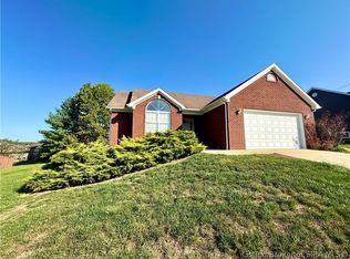 406 Crest Way, Henryville, IN 47126