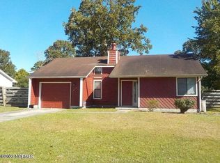 1015 Massey Rd, Jacksonville, NC 28546