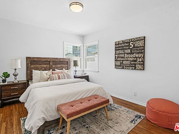 5th image of 3923 Albright Ave