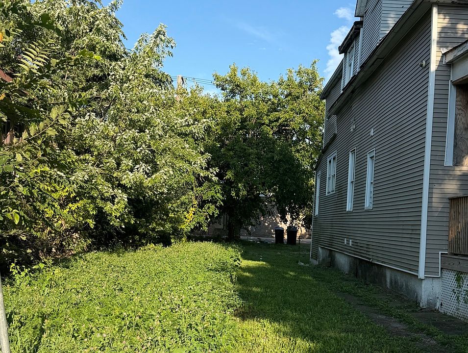 1st image of 6727 S Marshfield Ave