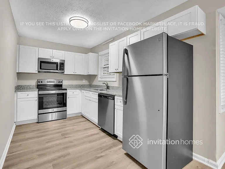 722 Stonehill Ct — Photo 6