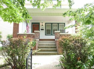 1306 W Parkside Dr, Peoria, IL 61606