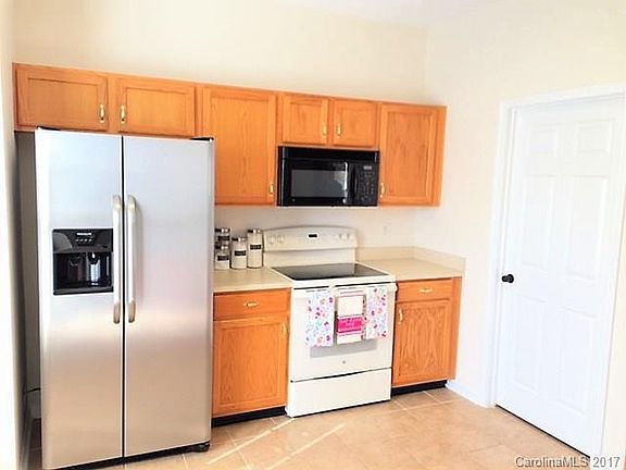 5th image of 8051 Stoneham Ct #97