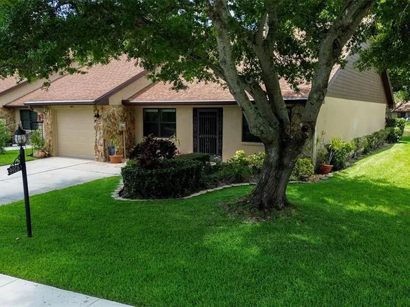 9975 Lake Seminole Dr W, Largo, FL 33773