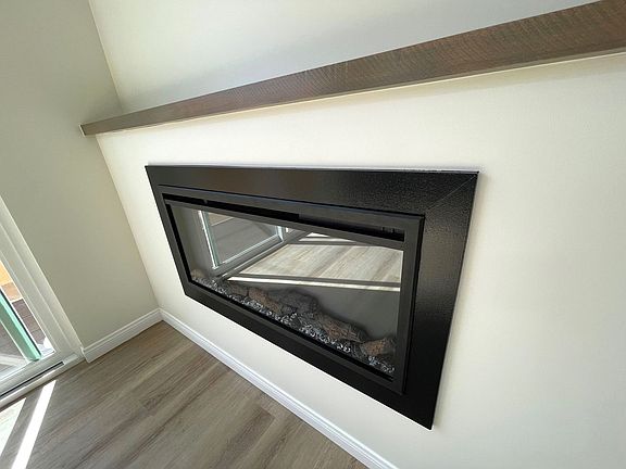 4th image of 183 S Seaward Ave #185