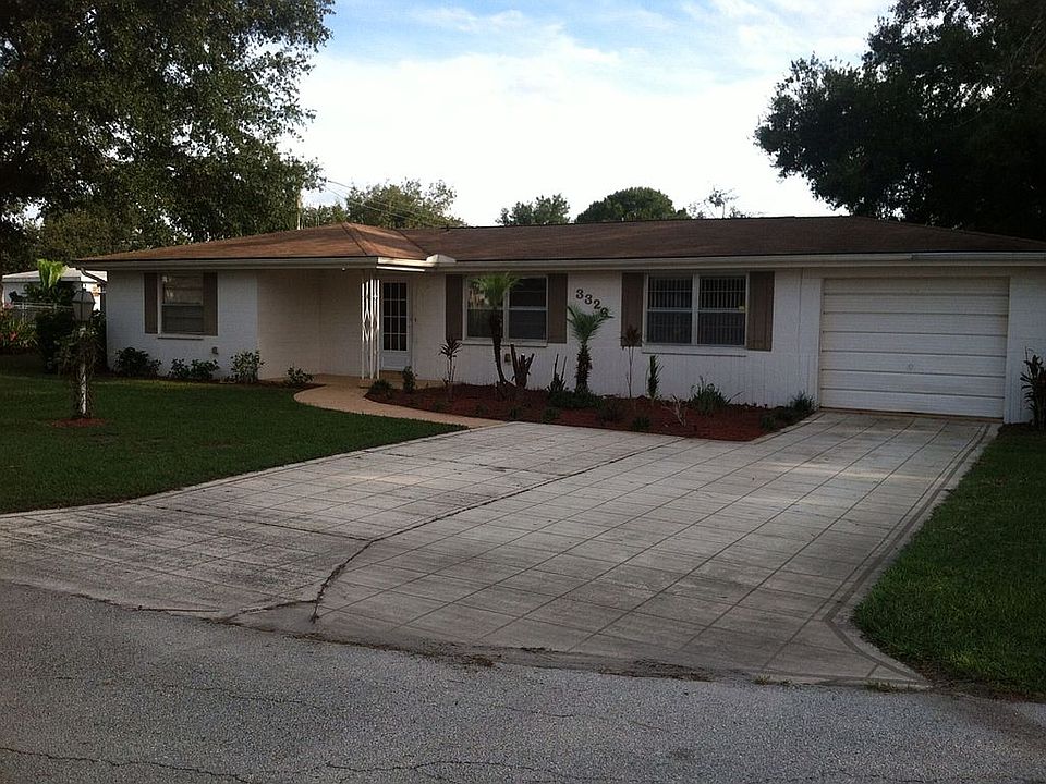 Front of House (Right)