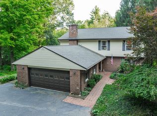 171 Pine Tree Dr, Granville, OH 43023