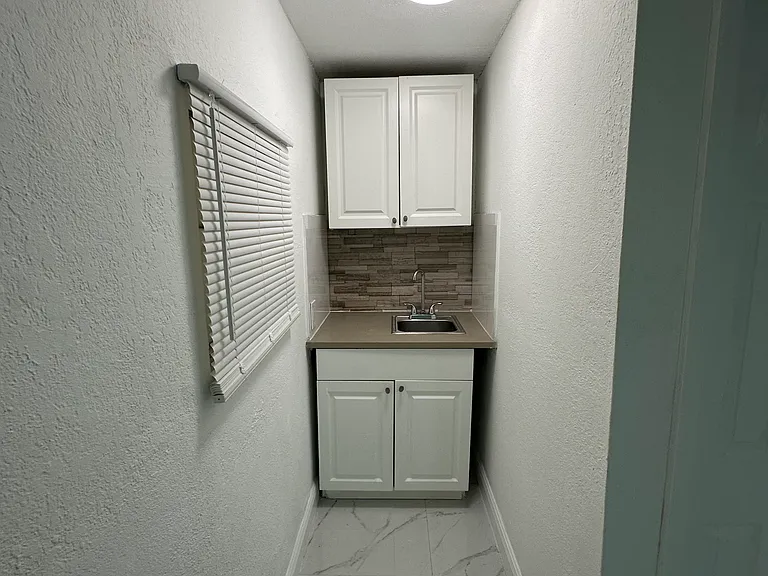 515 NW 60th Ct #3 — Photo 13