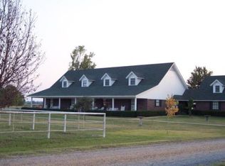 370 County Road 4230, De Kalb, TX 75559