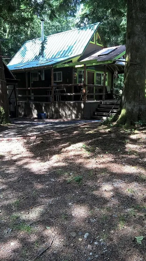 51517 S Riverside Rd photo 1