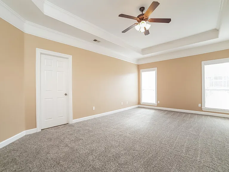 2733 Graystone Dr — Photo 10