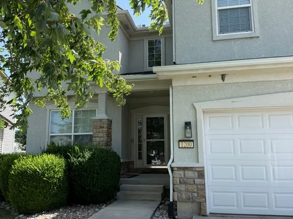 1200 SW Sapperton Rd, Lees Summit, MO 64083