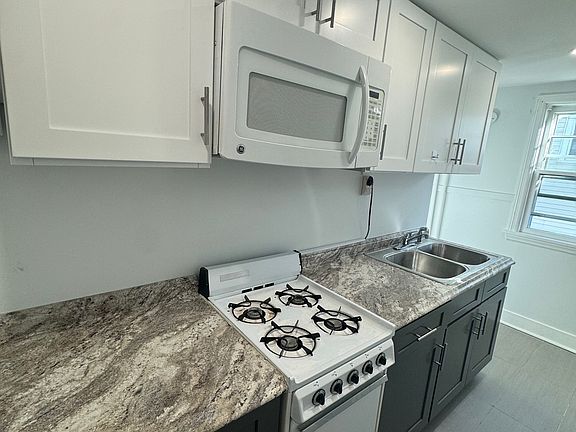 3rd image of 540 Western Ave #4