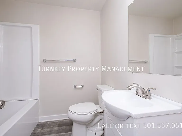 4912 School St — Photo 13