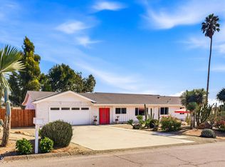 34 Vientos Rd, Camarillo, CA 93010