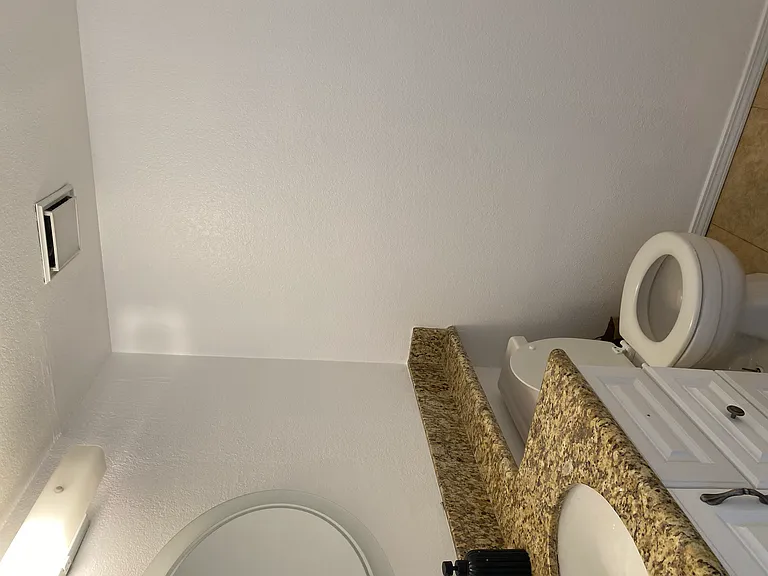 Electra Ct — Photo 16