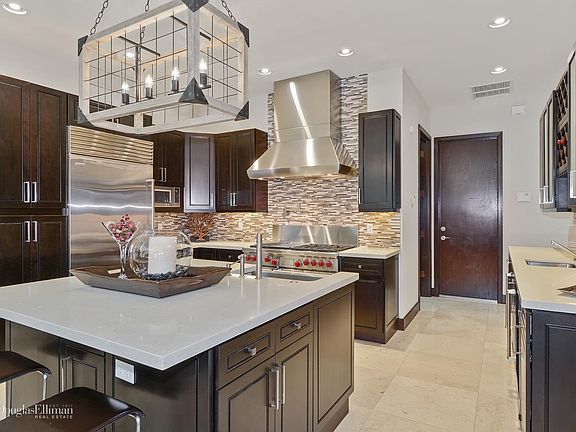 4th image of 604 Enfield Ct