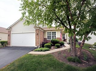 387 Longfield Ln, Grayslake, IL 60030