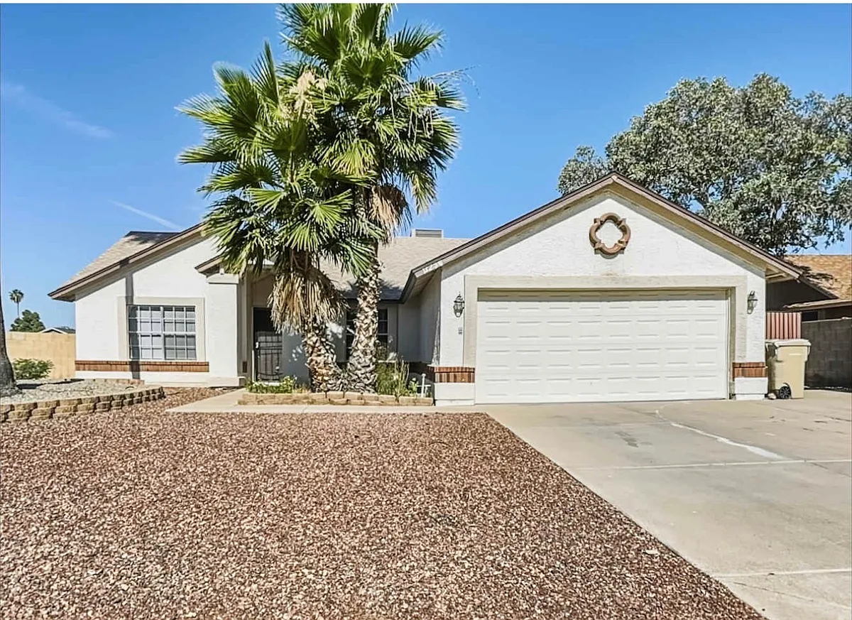 Building Photo - 13251 N 78th Dr