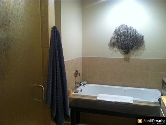 5th image of 1308 Jackson St Suite 512