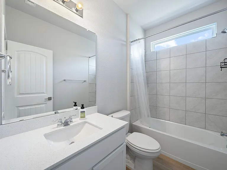 2412 Star Hill Rnch — Photo 4