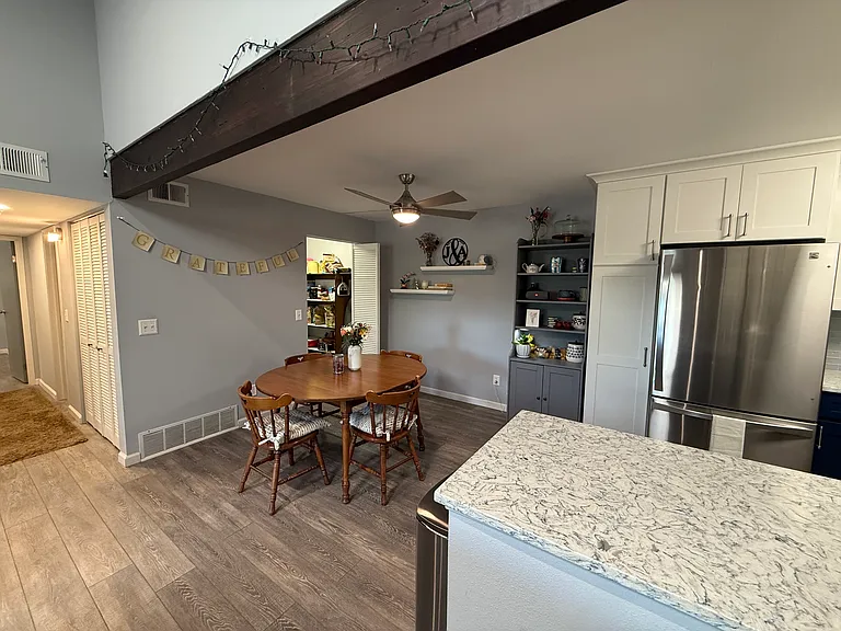 337 Wright St #305 — Photo 4