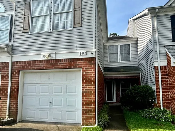 2307 Charing Cross Rd, Virginia Beach, VA 23456