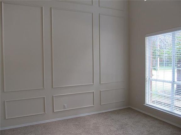 3rd image of 5630 Westwood Ln