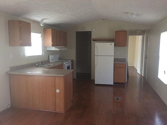 5th image of 312 E Church St Lot B14