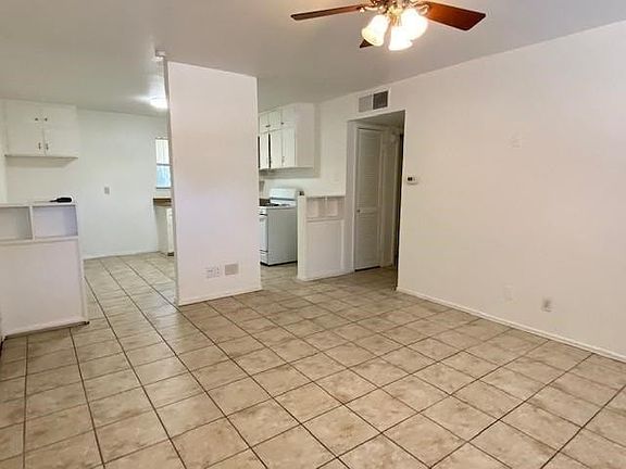 3rd image of 1811 W Sanford St