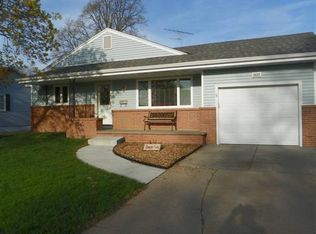 1433 N Lincoln Ave, Fremont, NE 68025