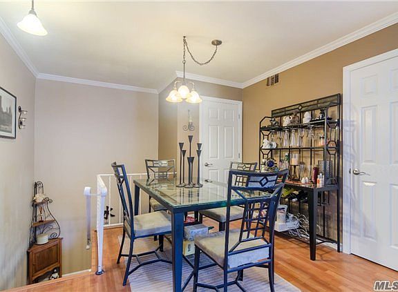 5th image of 210 Lake Pointe Cir